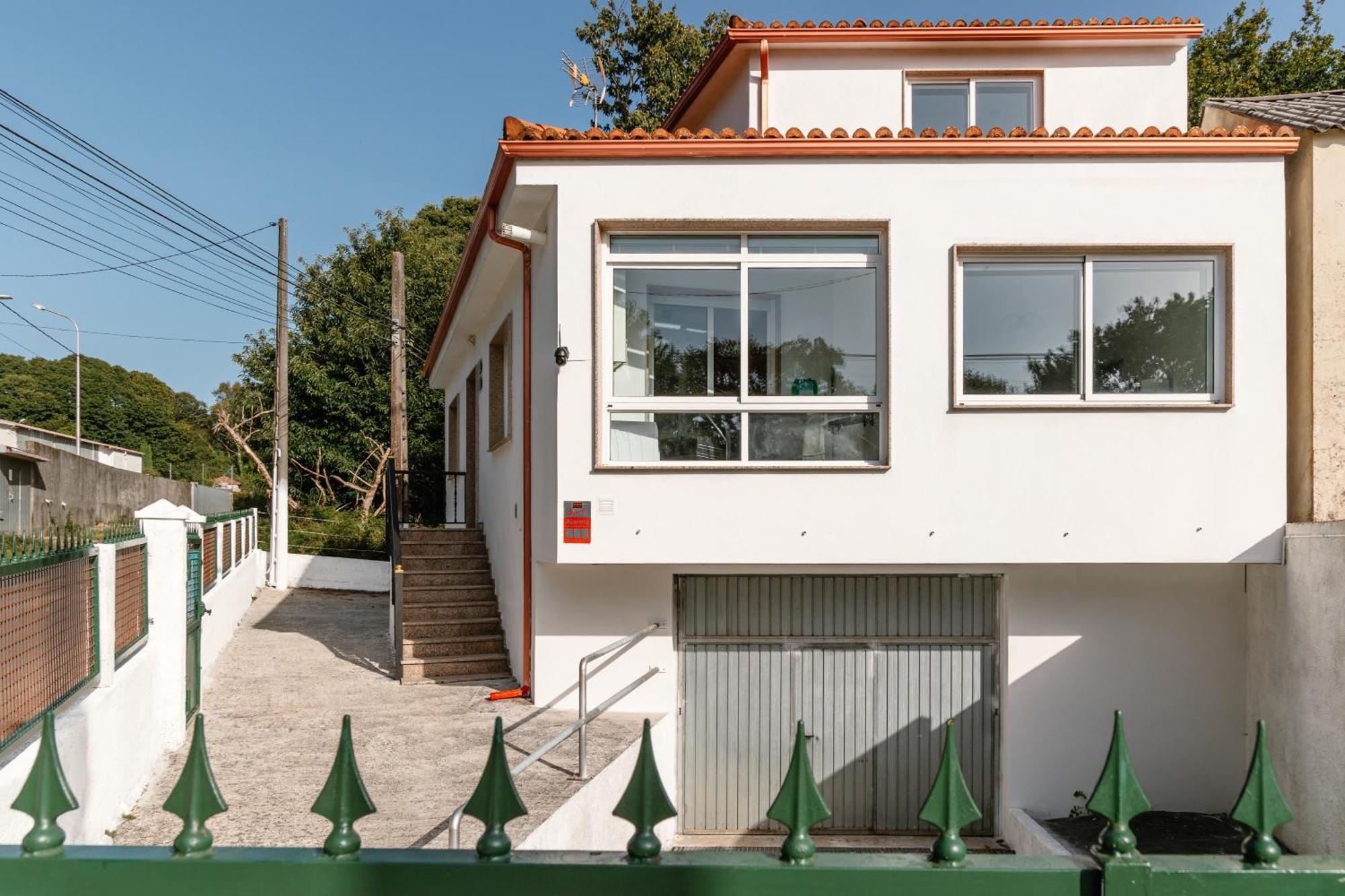 Casa Bella Lalin- 4 Double Bedroom Galician Country Home! Pontevedra Exterior photo